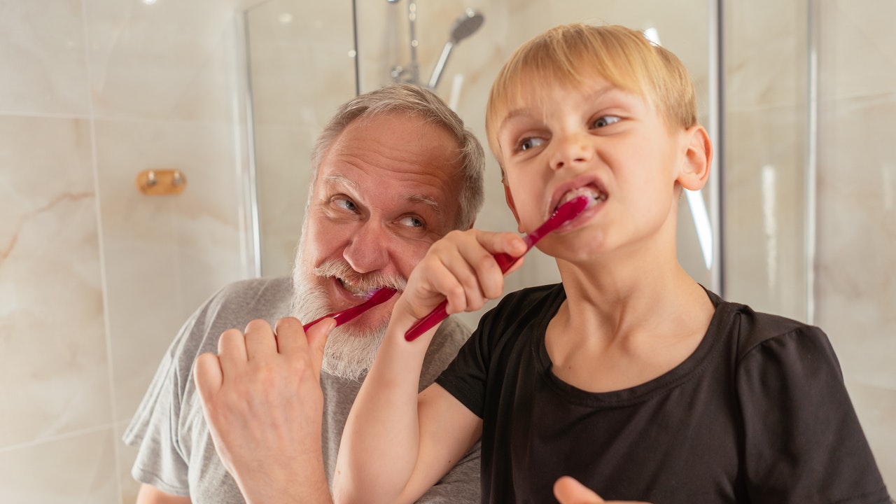 Qué beneficios tienen la relación entre abuelos y nietos